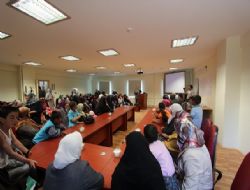 Kadınlar hizmetleri denetledi